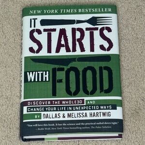 It Starts with Food - Whole30 Book